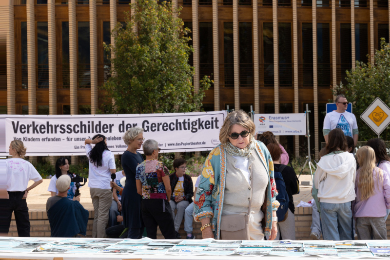 2_2024_verkehrsschilder_gerechtigkeit_20240925_0015